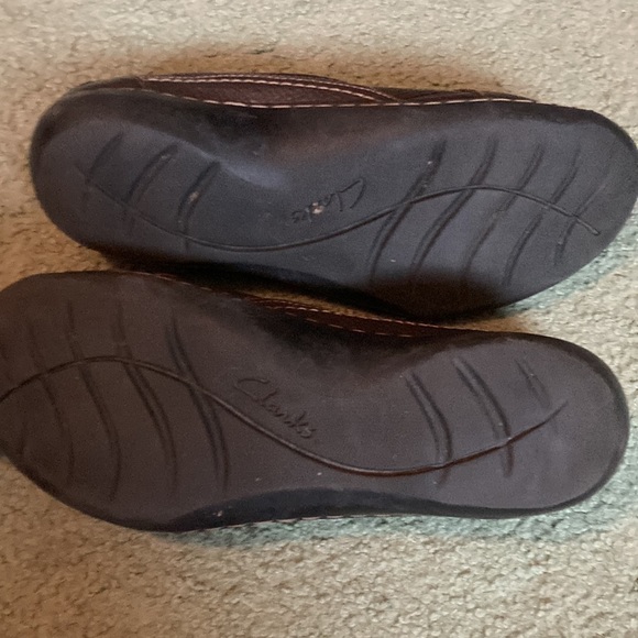 Clarks - Picture 2 of 4